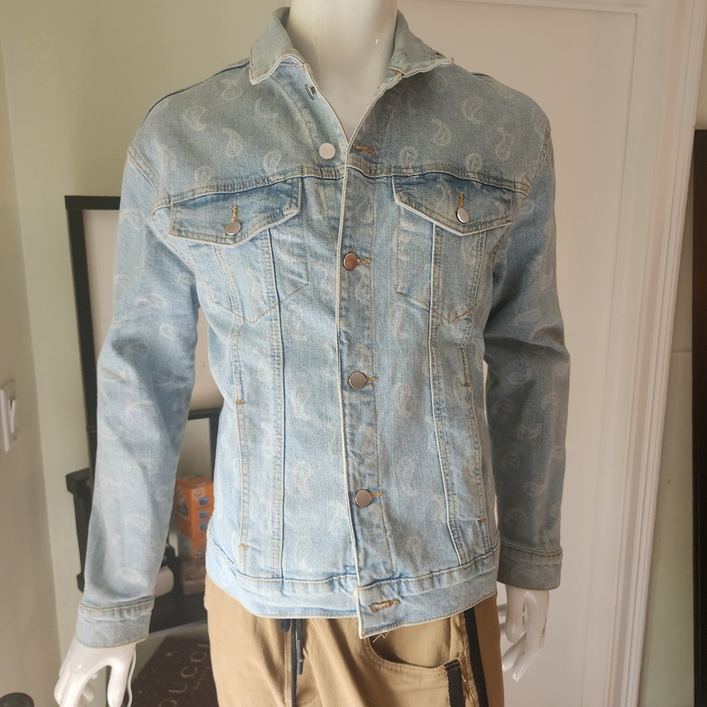 NovaMen Paisley Print Denim Jacket Light Wash Blue Mens Medium FNMN110 @34